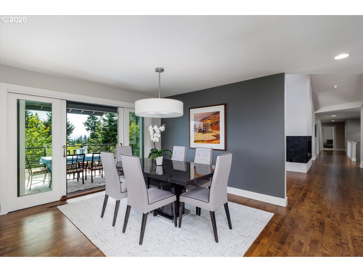3450 SW SHERWOOD PL