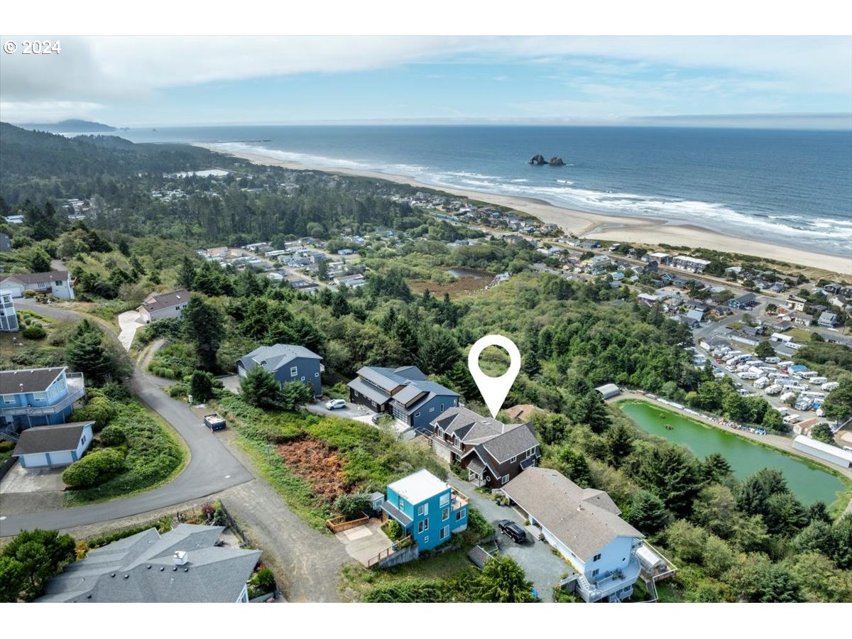 367 S LONGVIEW LOOP