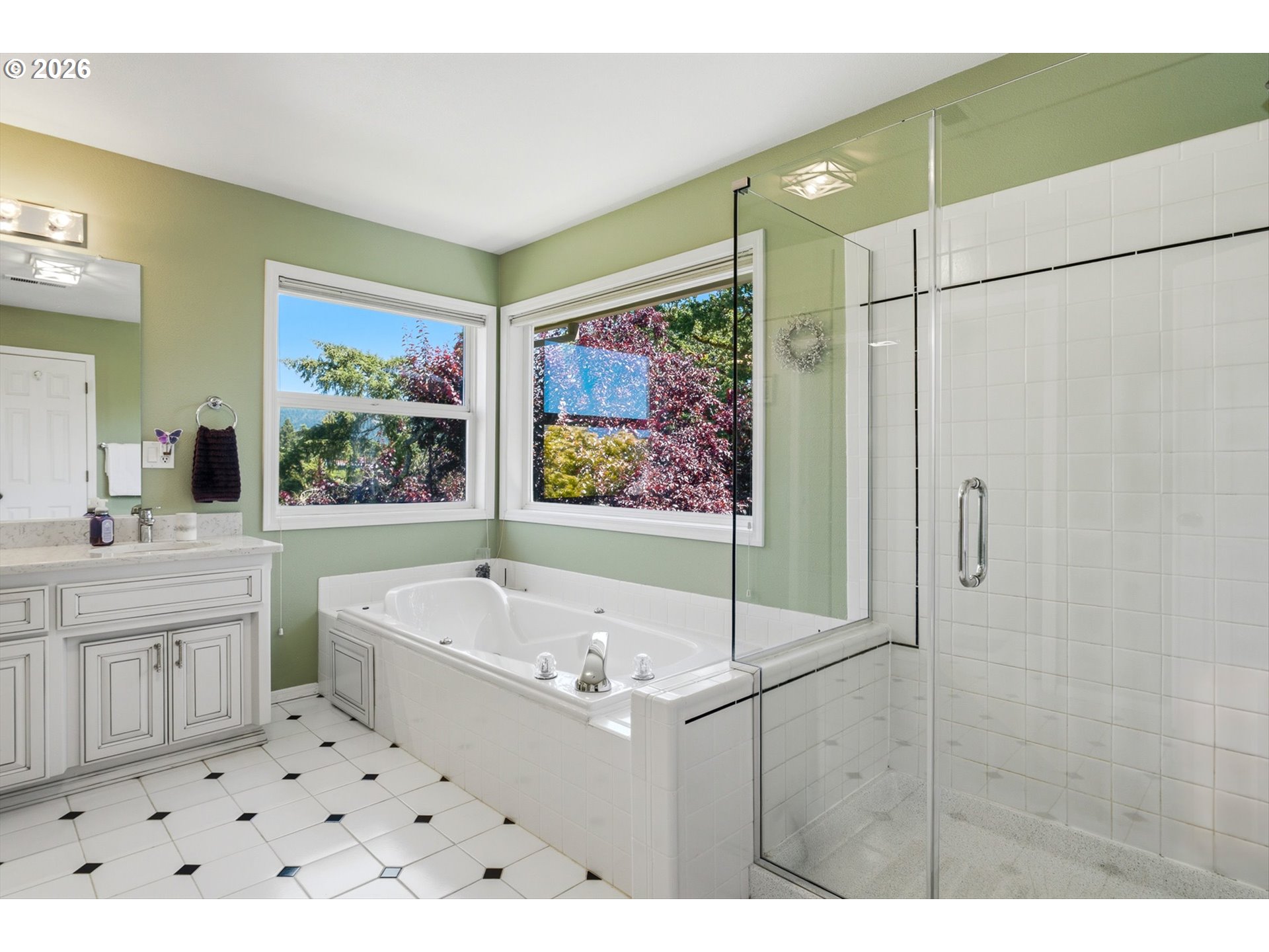 23200 NE OLD YAMHILL RD