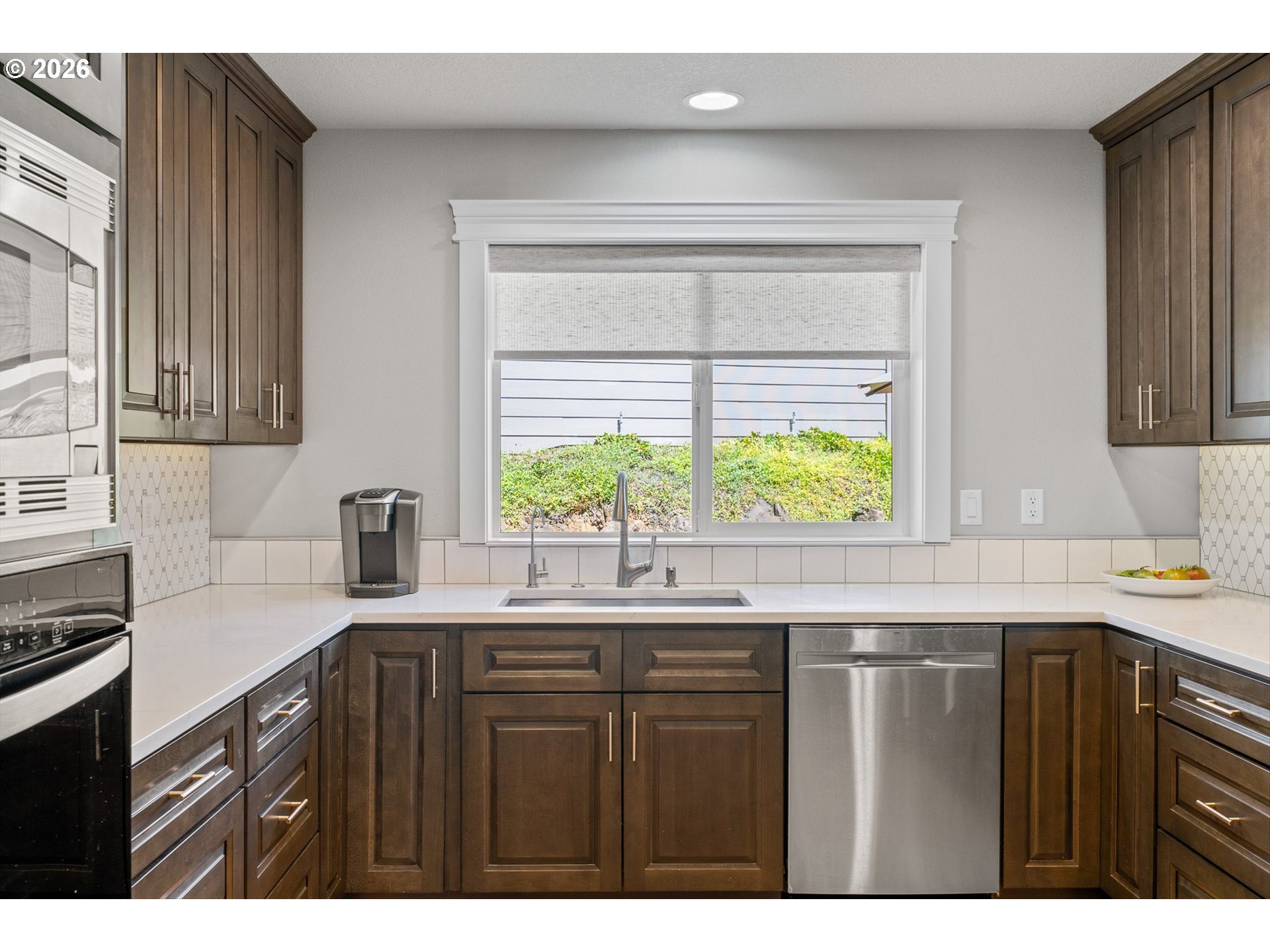 142 NW CANYON CREEK DR, McMinnville