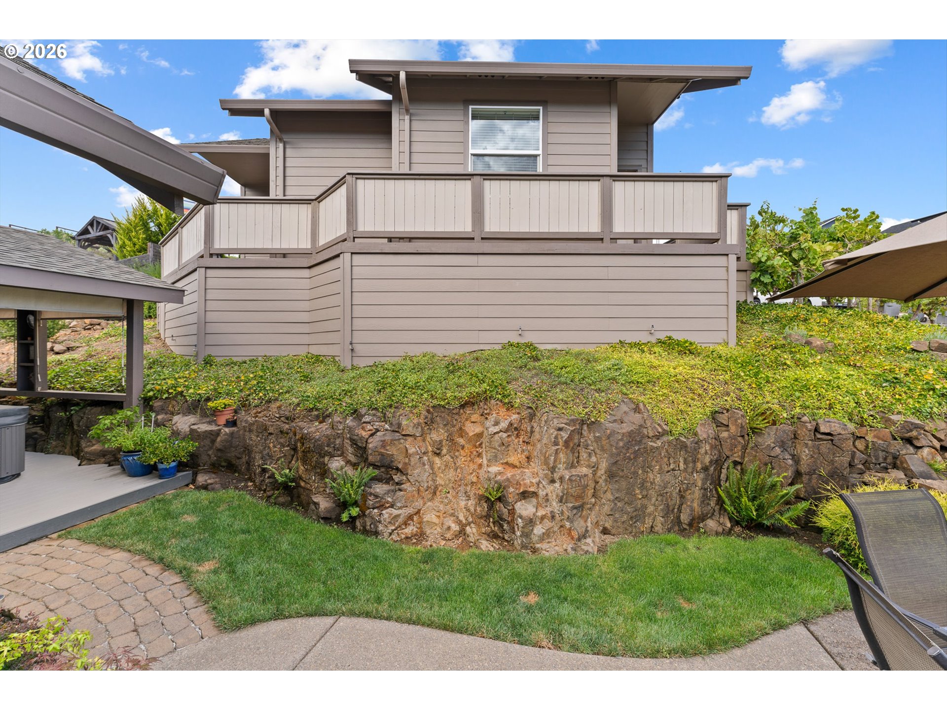 142 NW CANYON CREEK DR, McMinnville
