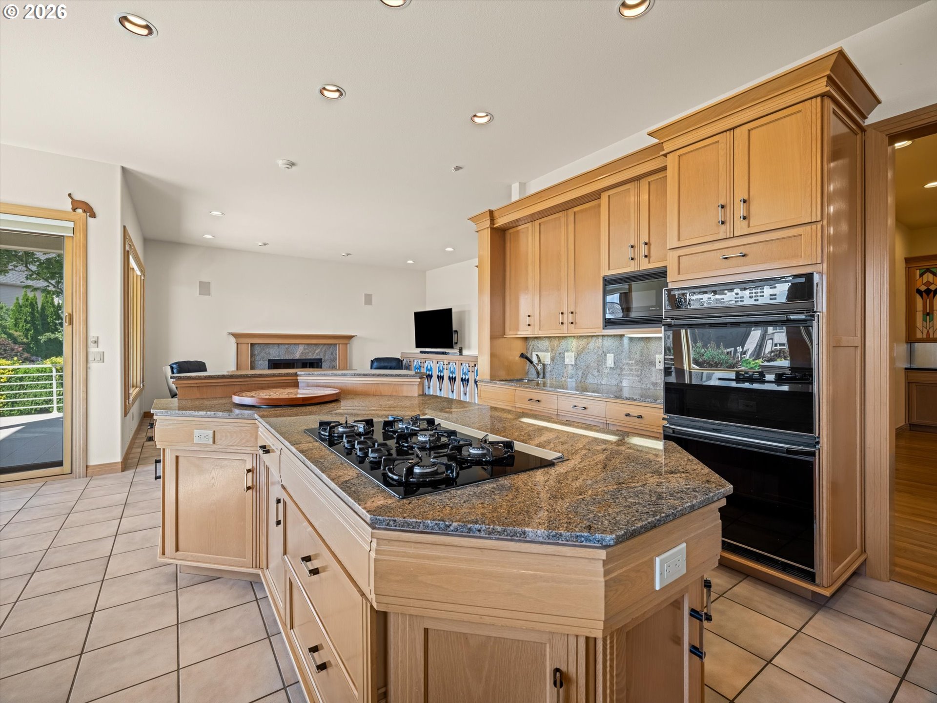 1153 SW FAIRFAX PL