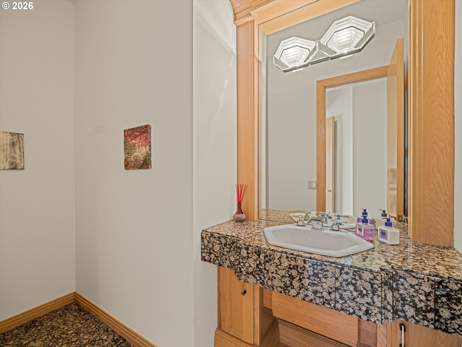 1153 SW FAIRFAX PL