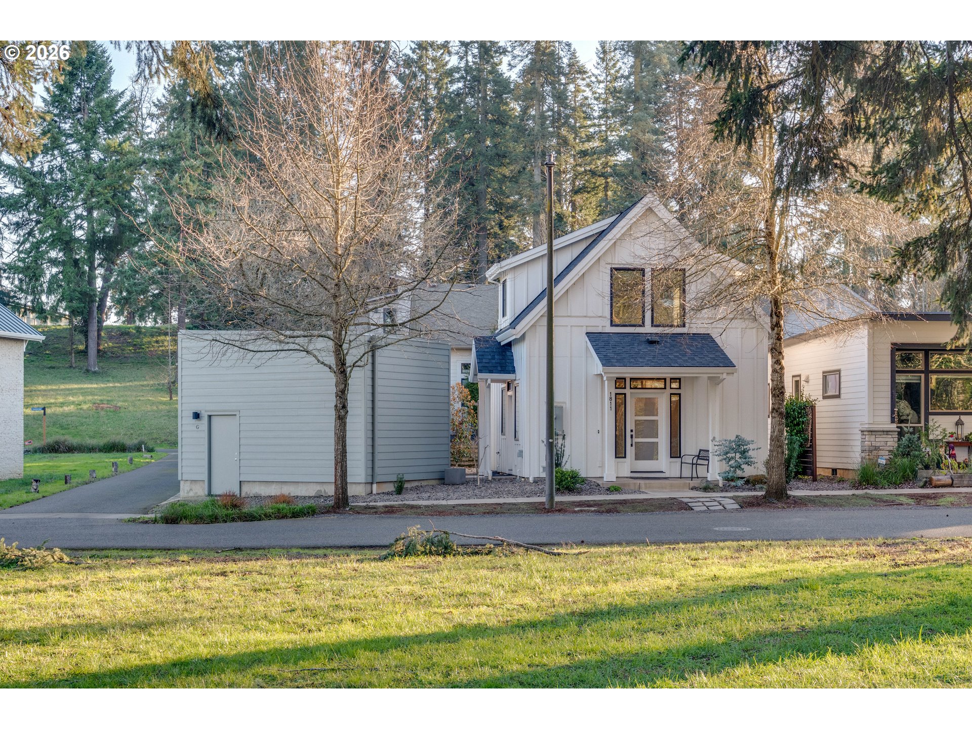 1811 COUSTEAU LOOP SE