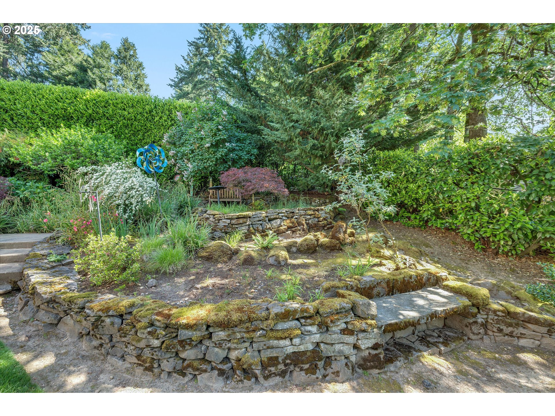 149 IRON MOUNTAIN BLVD