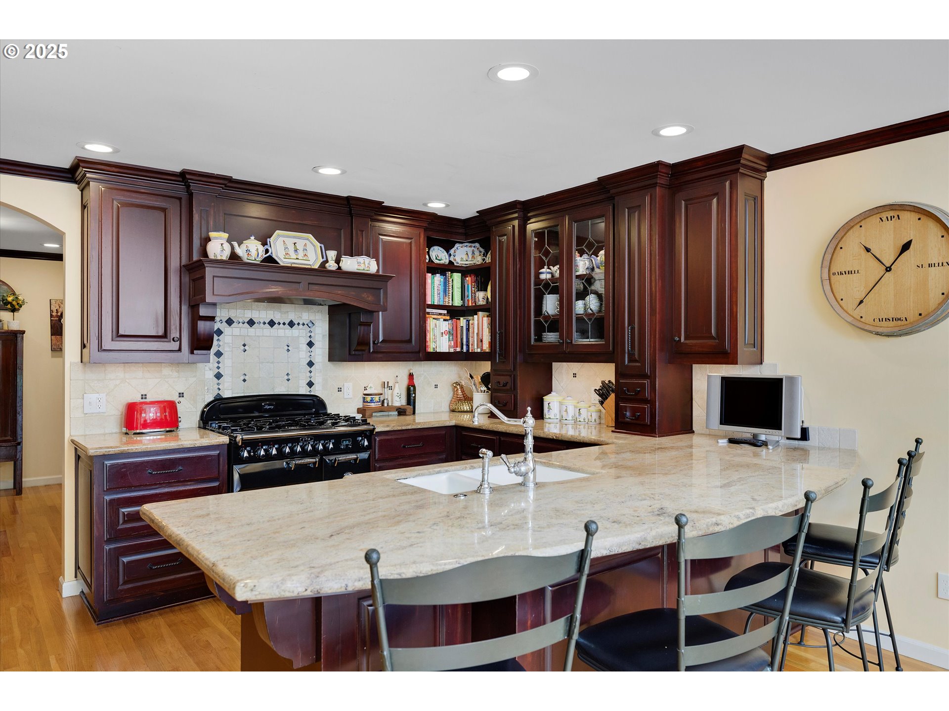 149 IRON MOUNTAIN BLVD