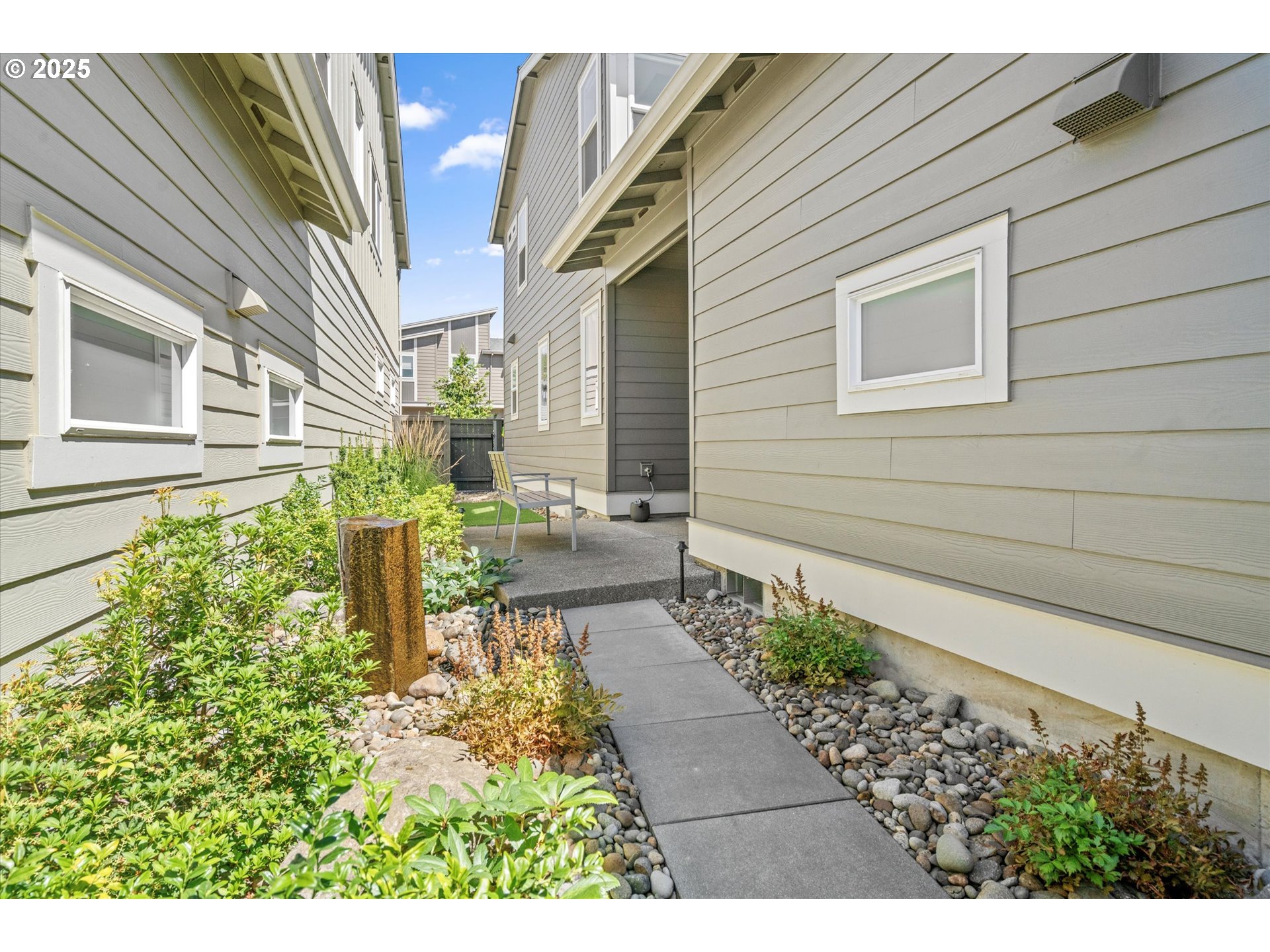 6203 SE POLYANTHA ST