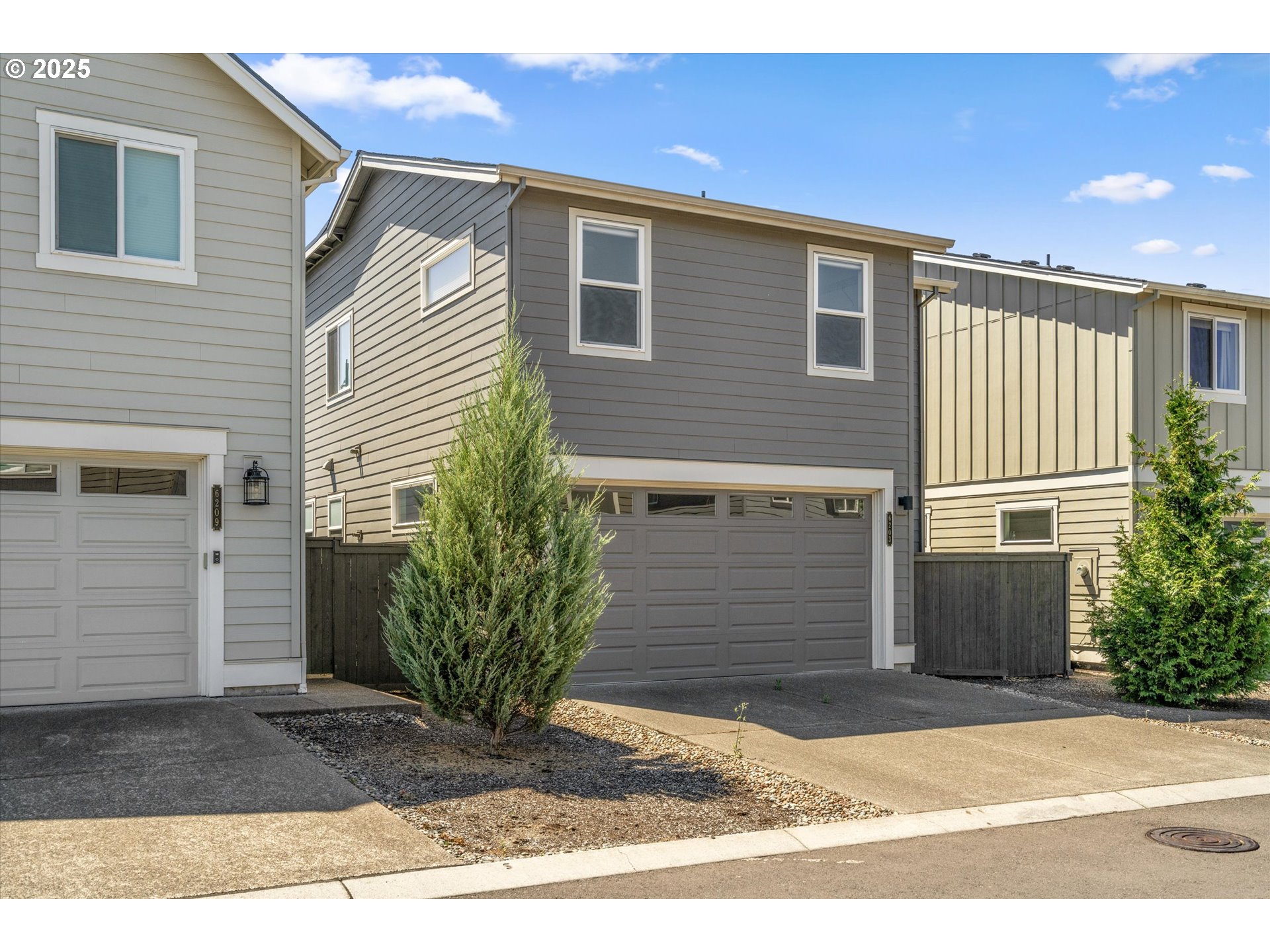 6203 SE POLYANTHA ST