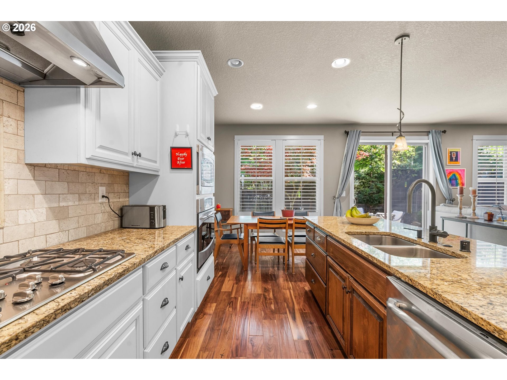 16850 SW LEDGESTONE DR