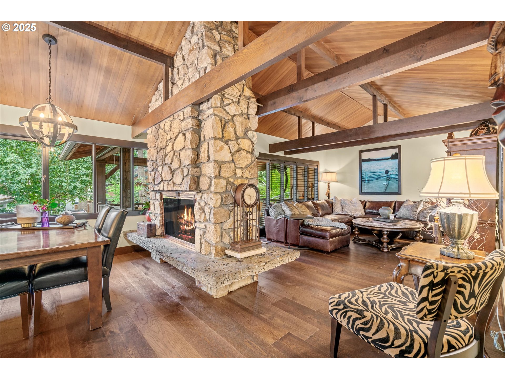 16636 MAPLE CIR