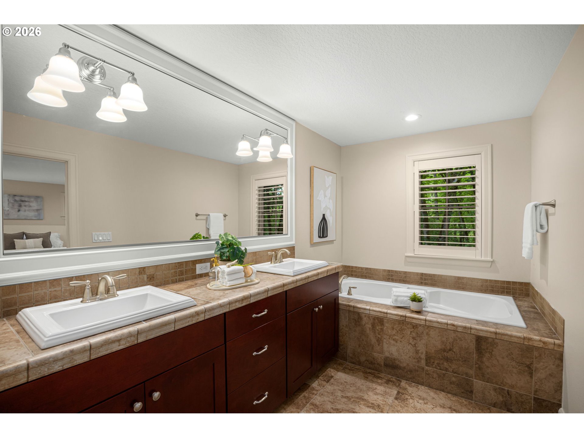 4661 TRILLIUM WOODS