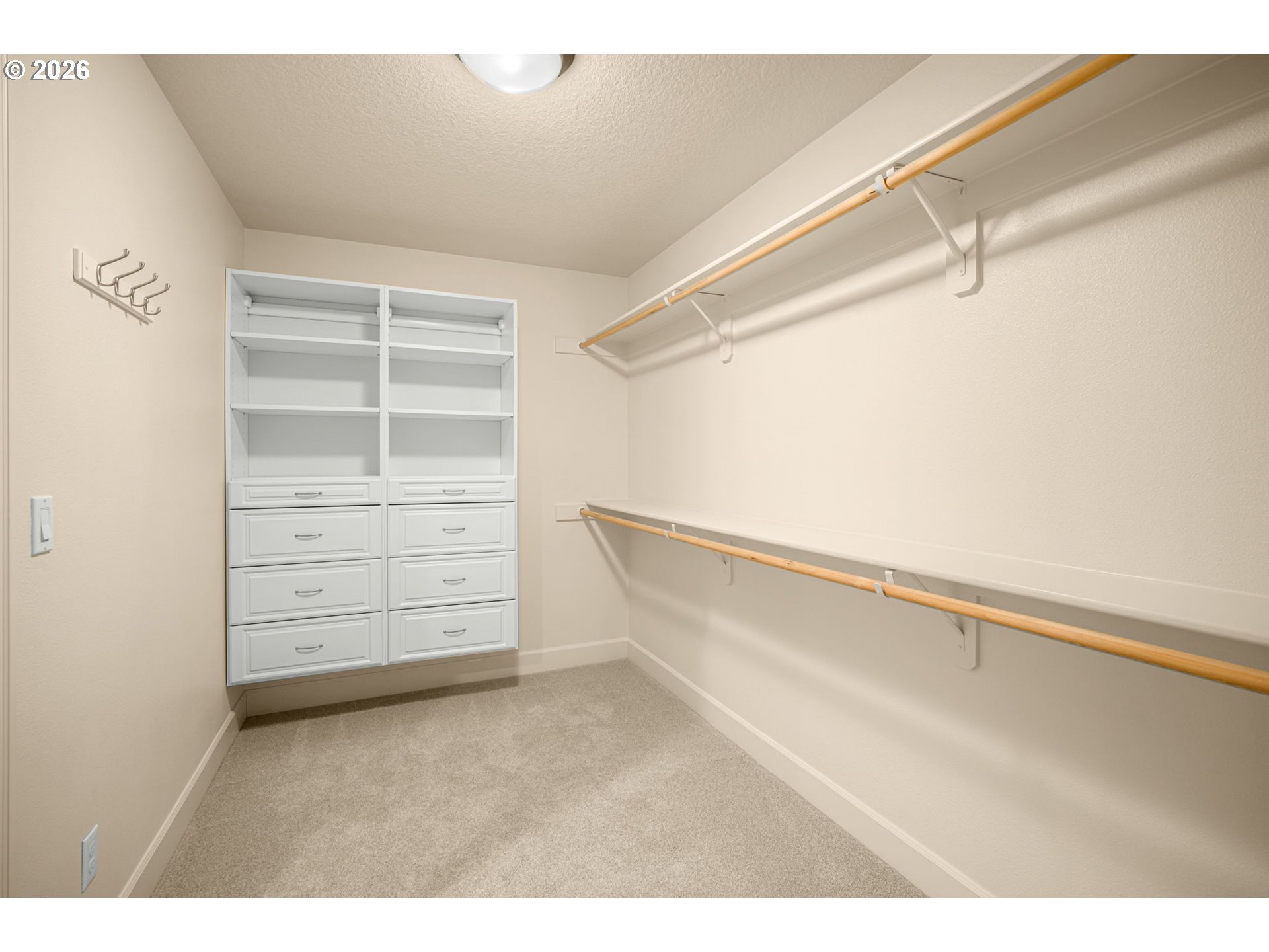 4661 TRILLIUM WOODS