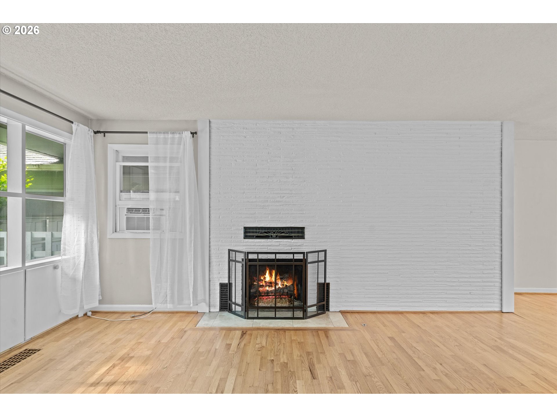 232 6TH ST