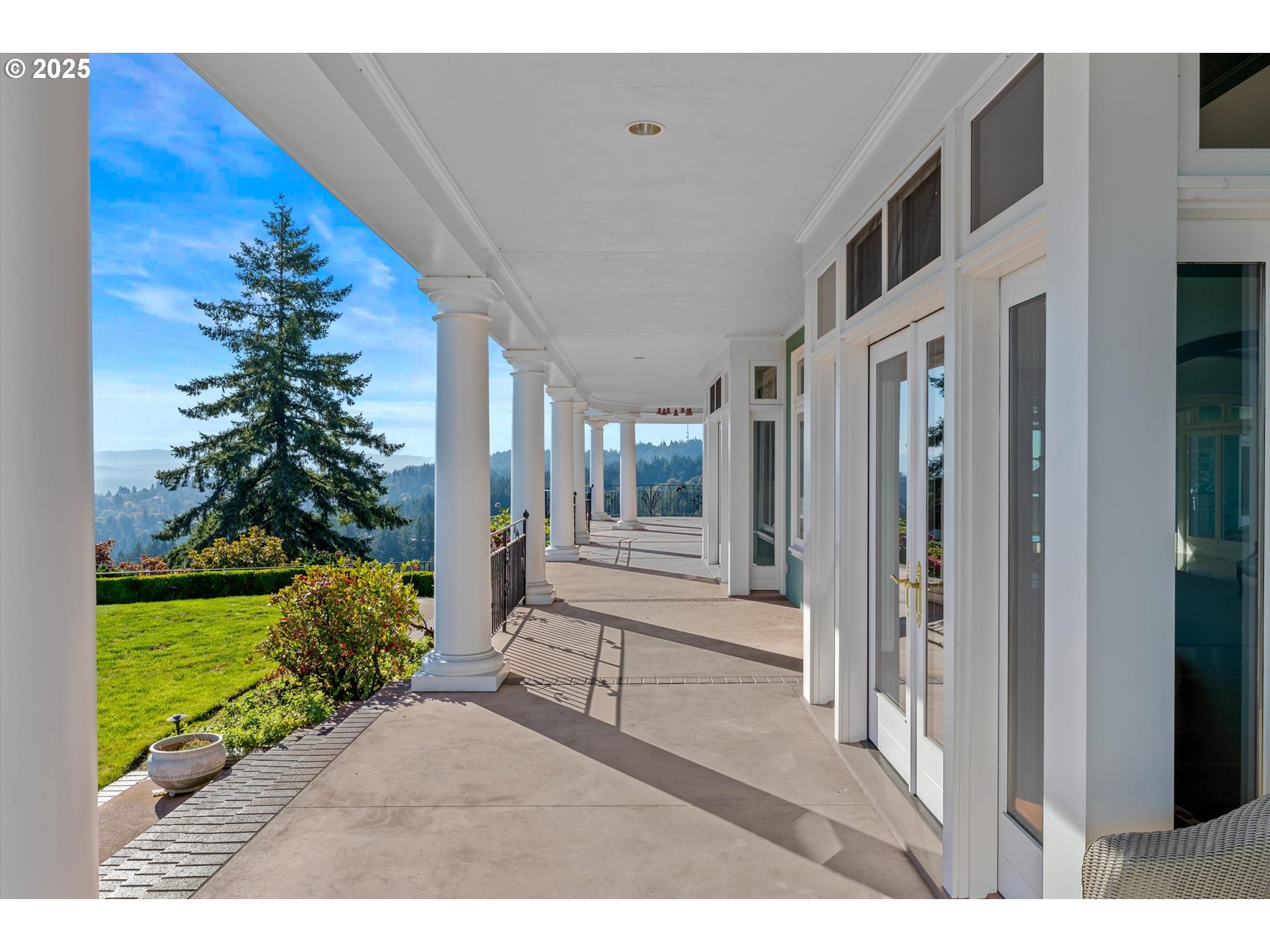 3039 NW MONTE VISTA TER