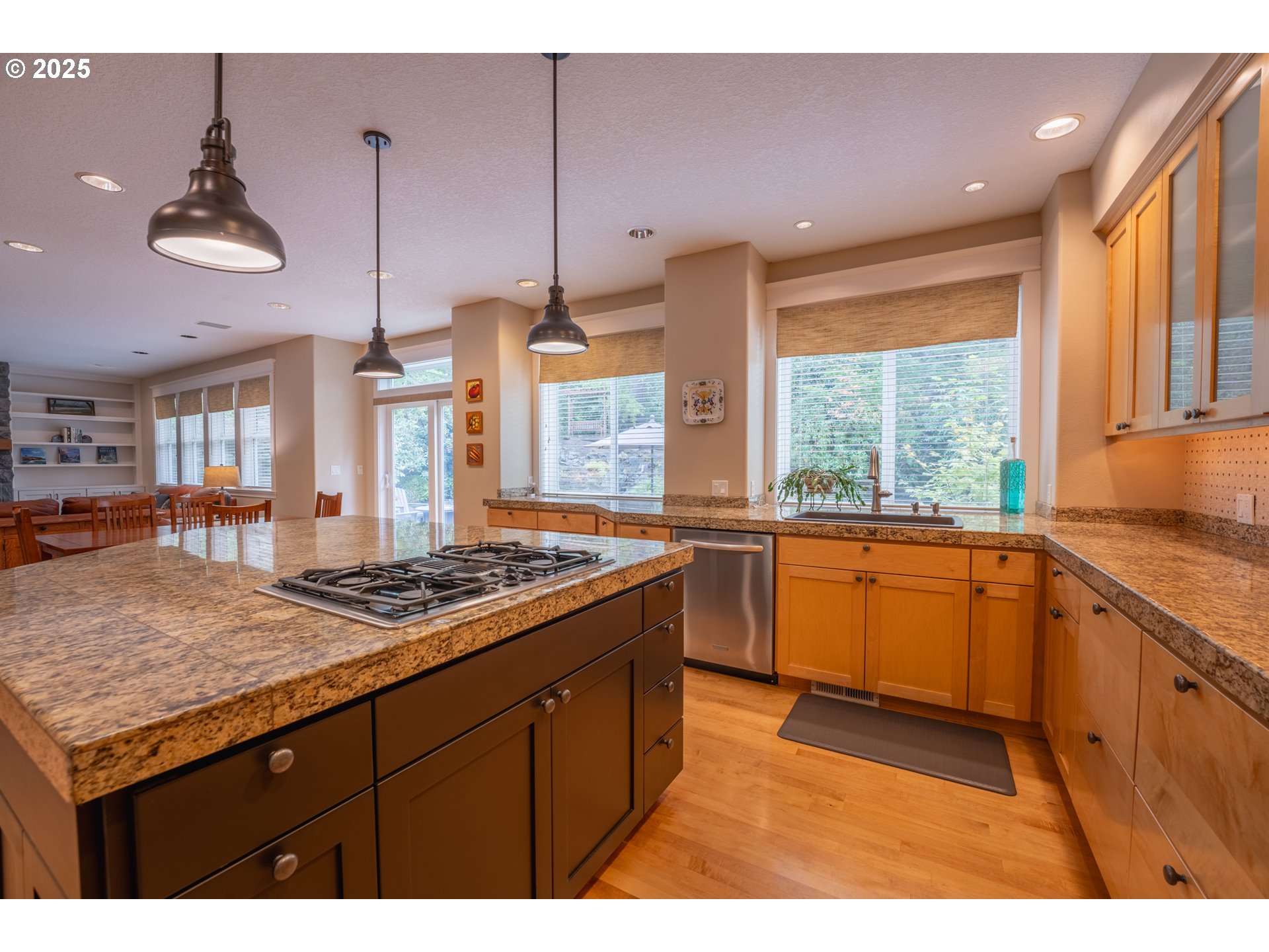 12743 NW CREEKVIEW DR