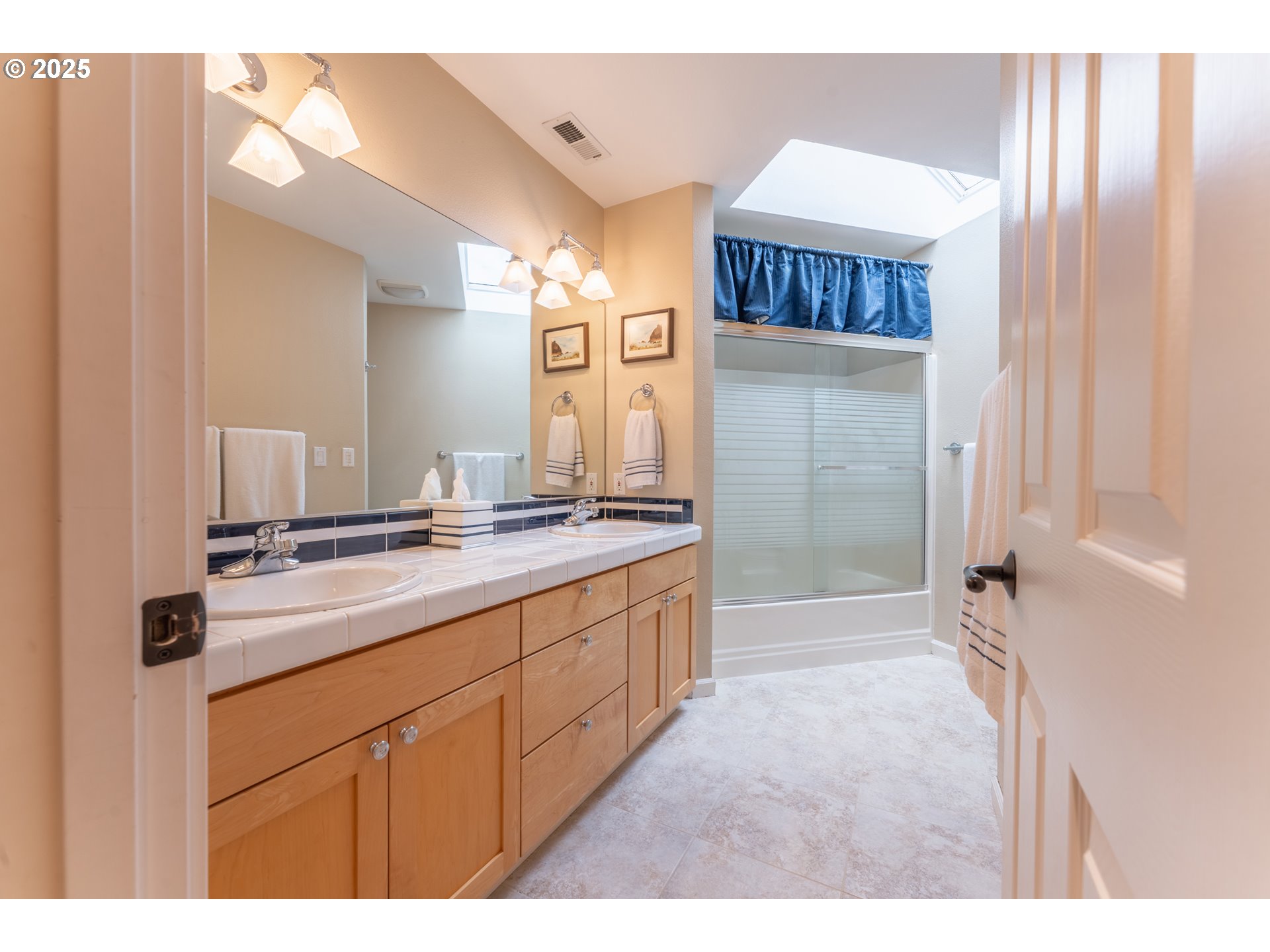 12743 NW CREEKVIEW DR