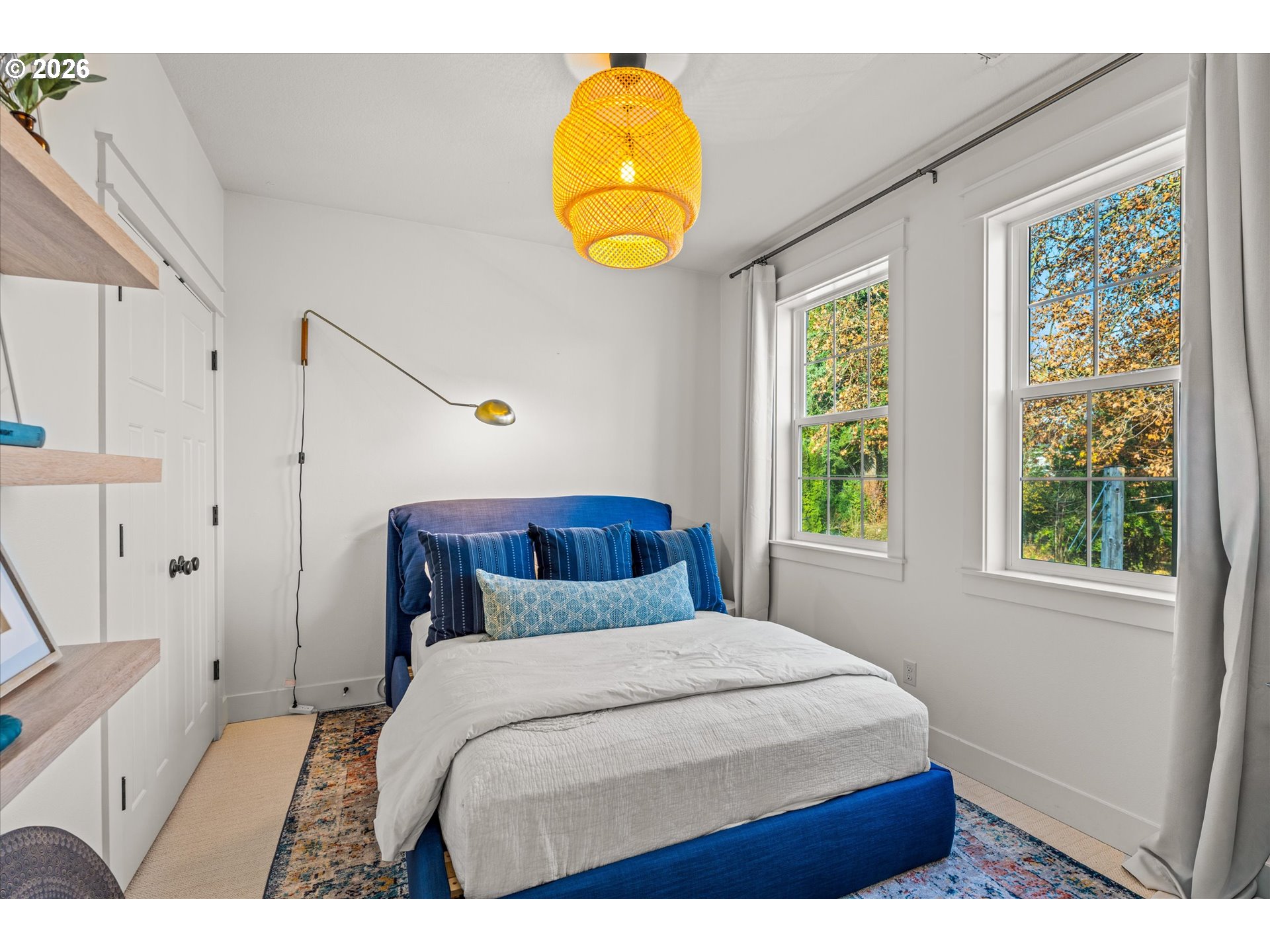 3969 N OVERLOOK BLVD B