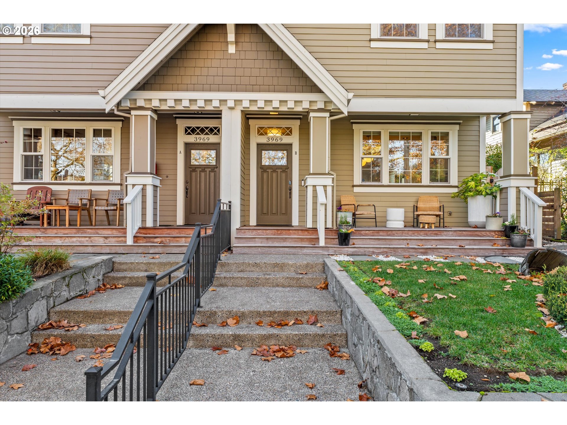 3969 N OVERLOOK BLVD B