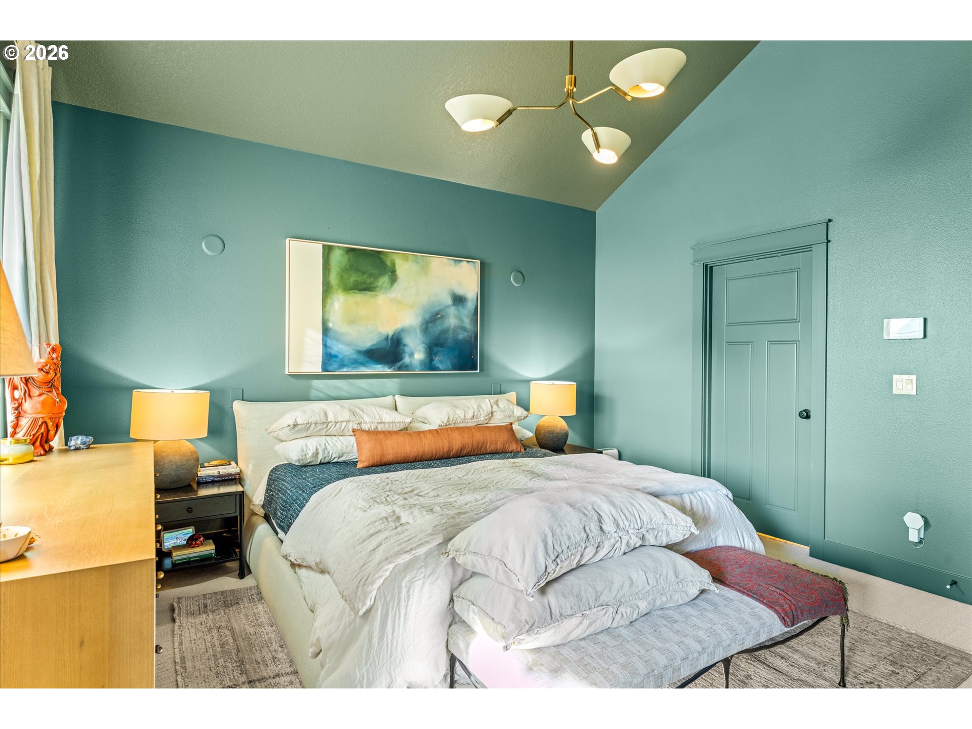 3969 N OVERLOOK BLVD B