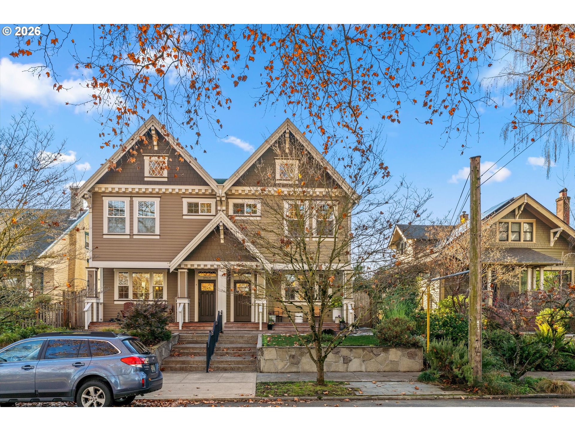 3969 N OVERLOOK BLVD B