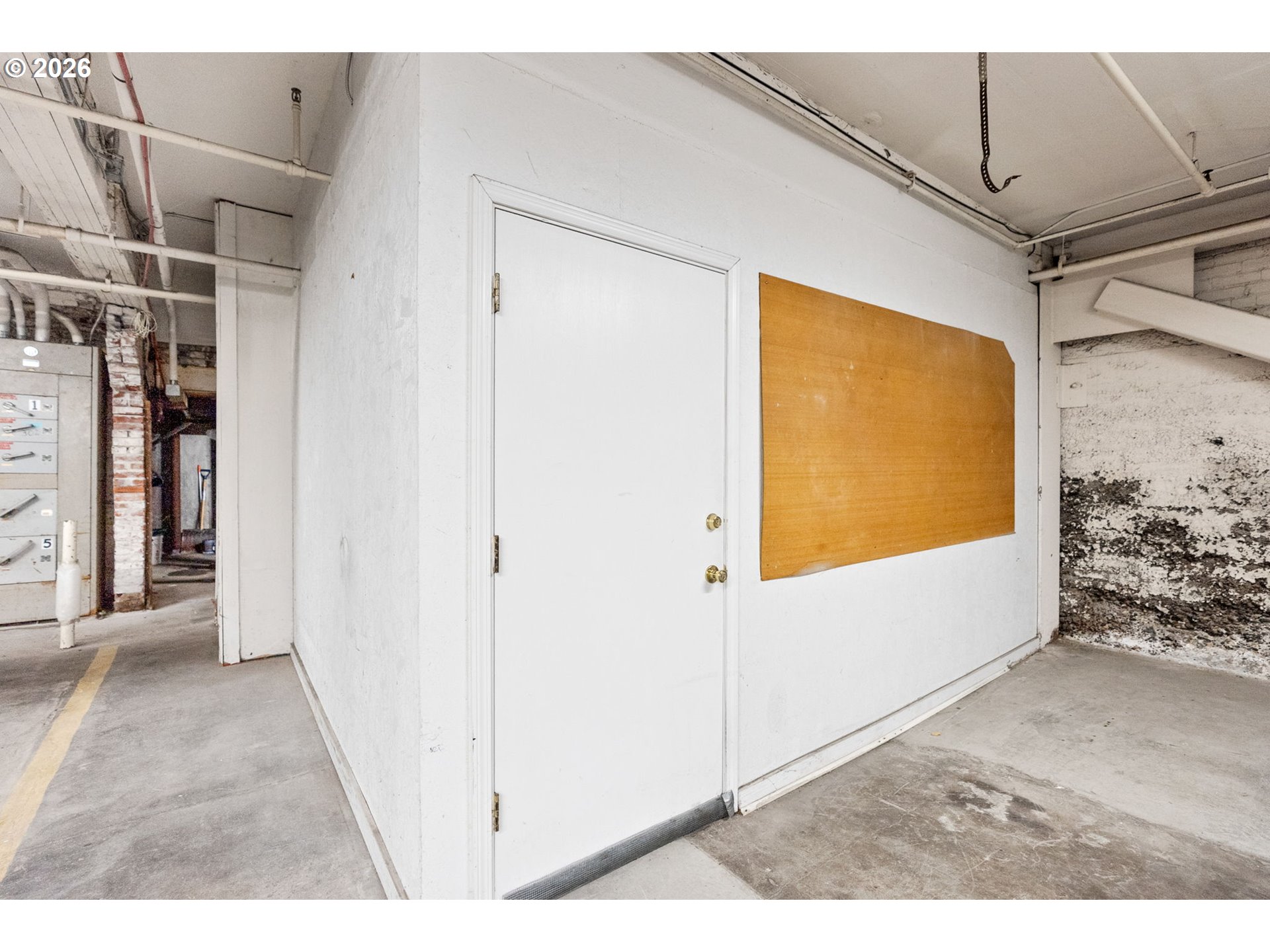 1011 NW GLISAN ST 302