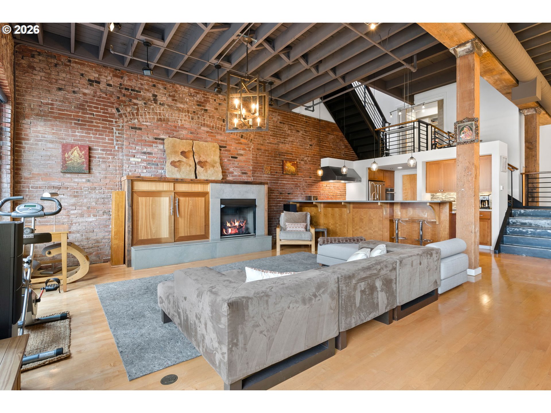 1011 NW GLISAN ST 302