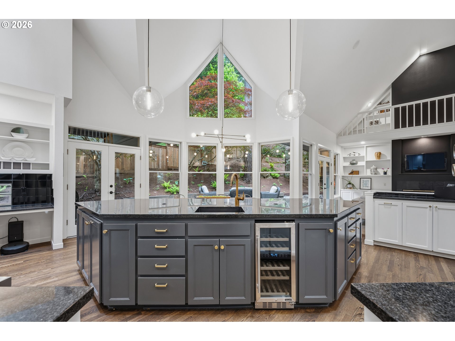 29 HILLSHIRE DR
