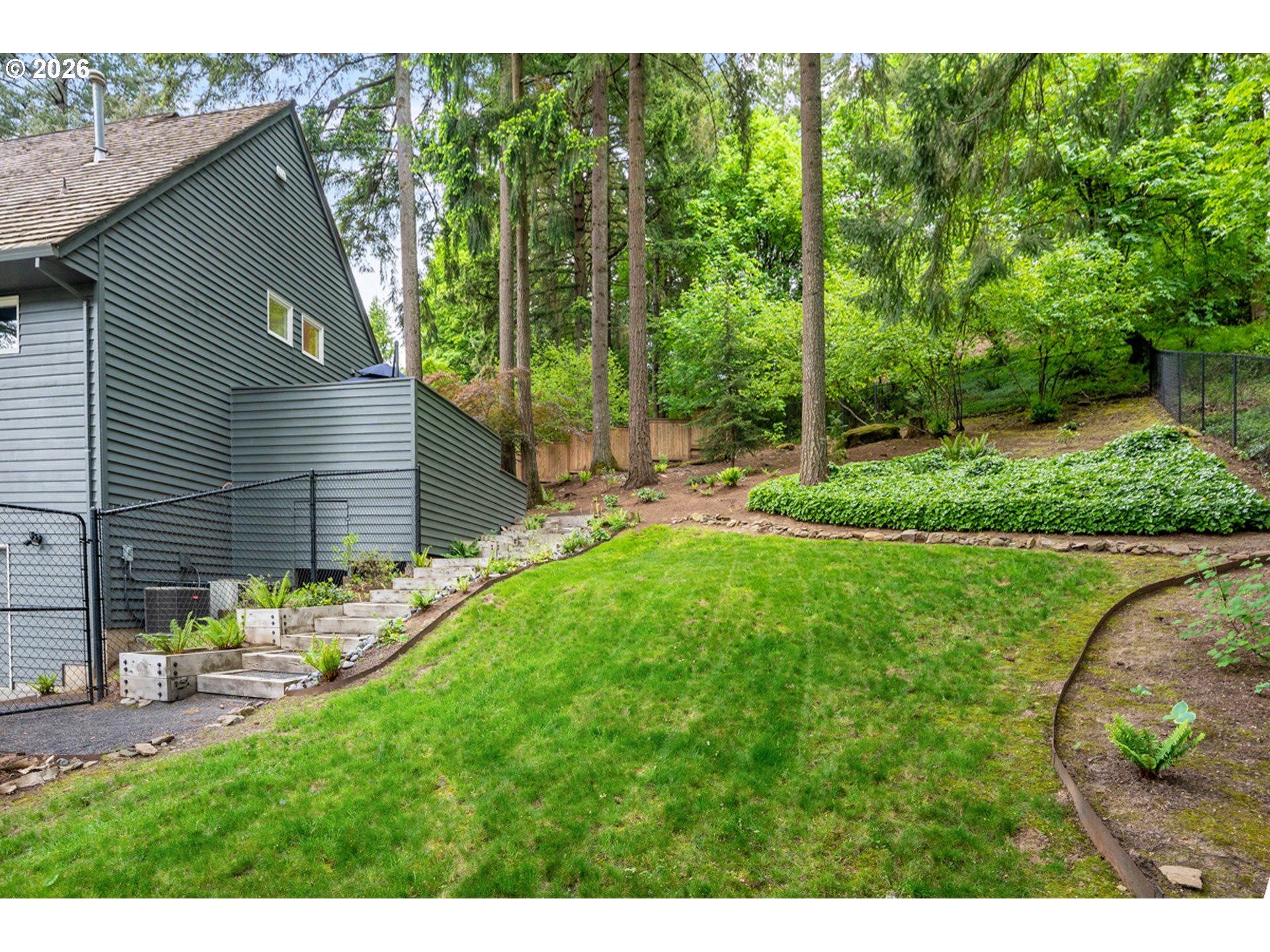29 HILLSHIRE DR