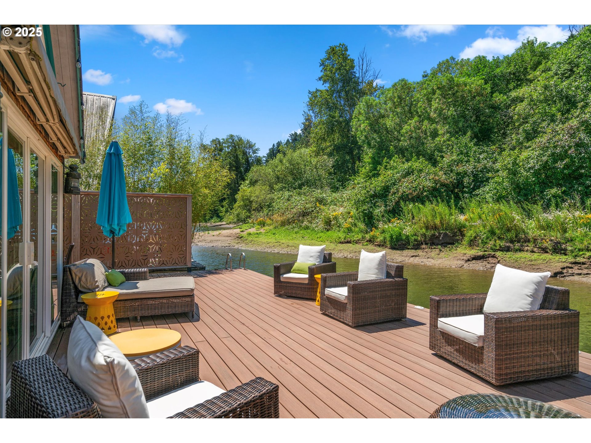7720 S Macadam AVE #8