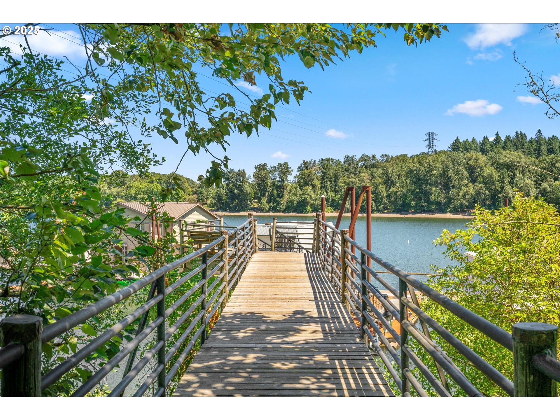 7720 S Macadam AVE #8