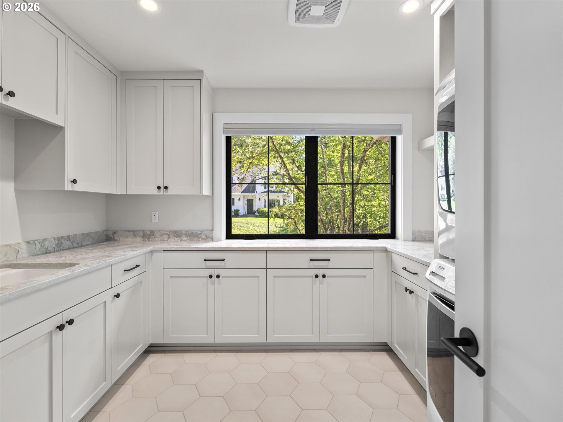 3351 FIR RIDGE RD