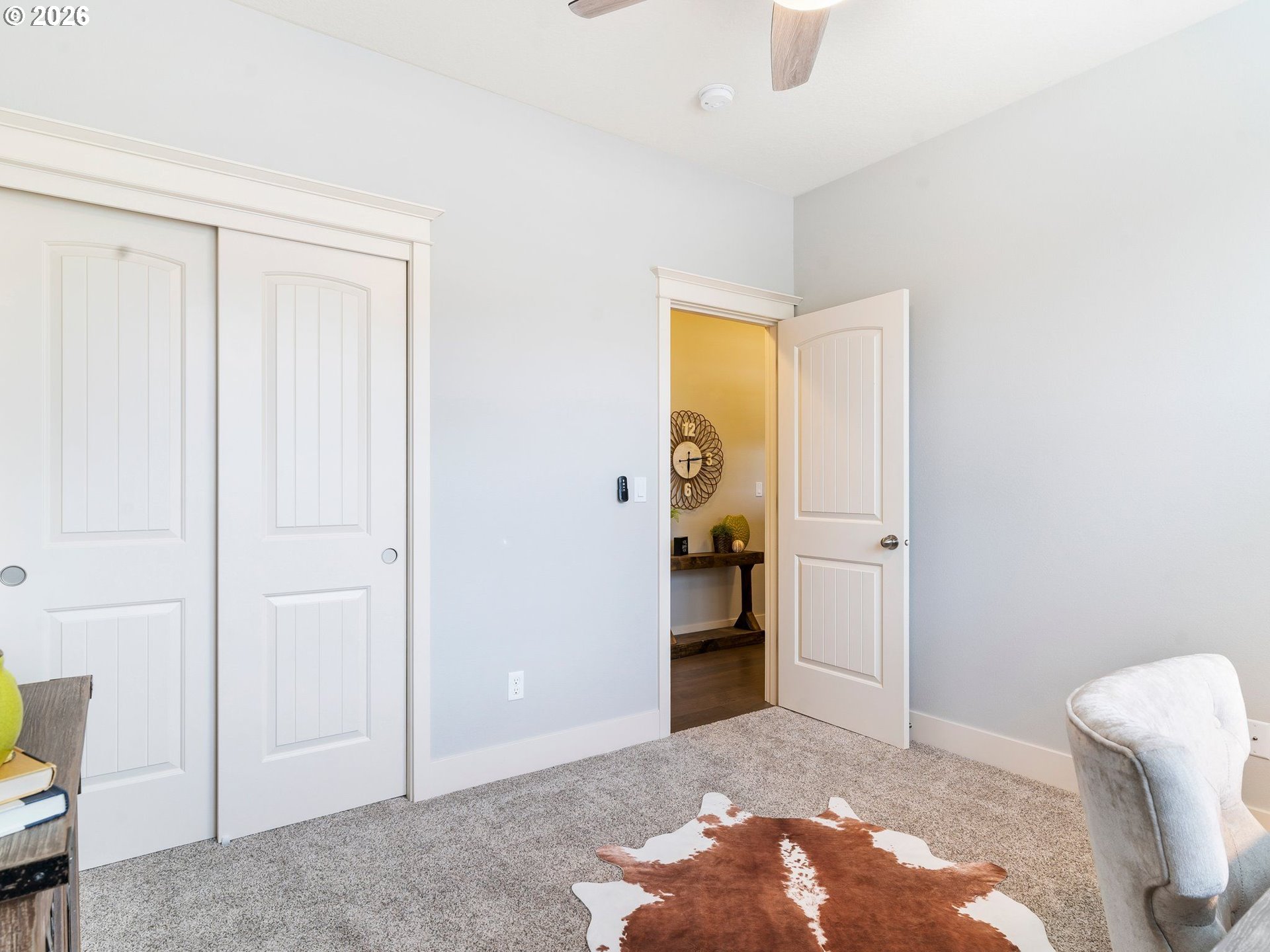 415 E RENTFRO WAY