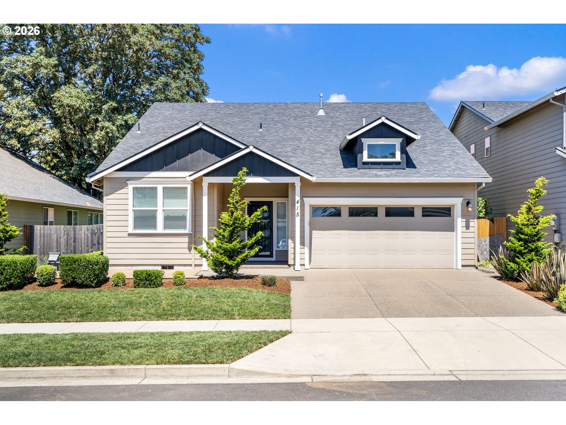 415 E RENTFRO WAY