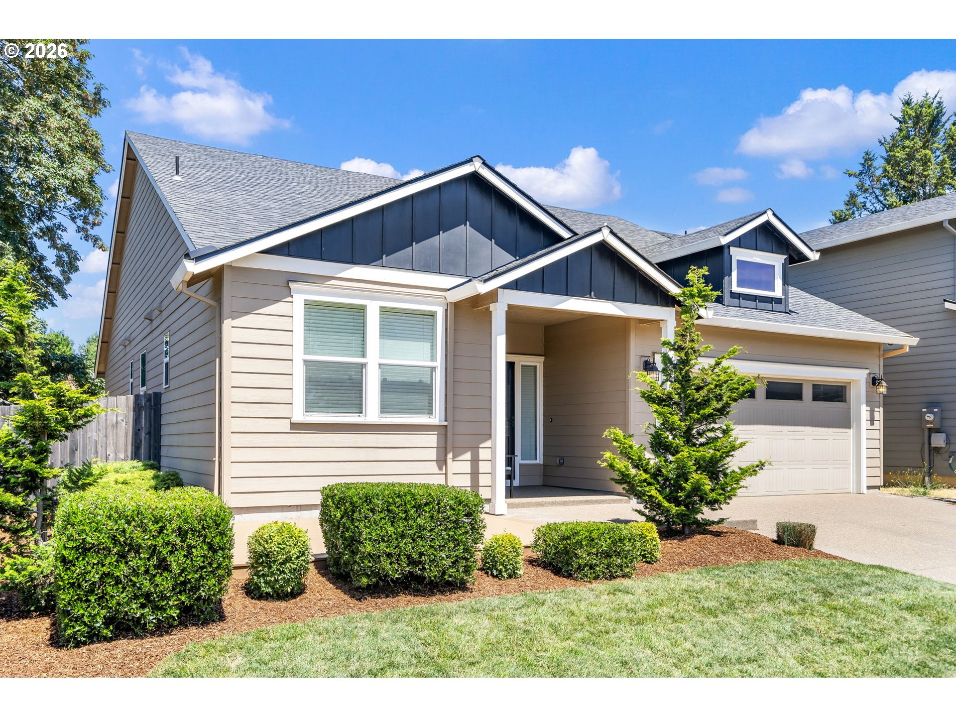 415 E RENTFRO WAY