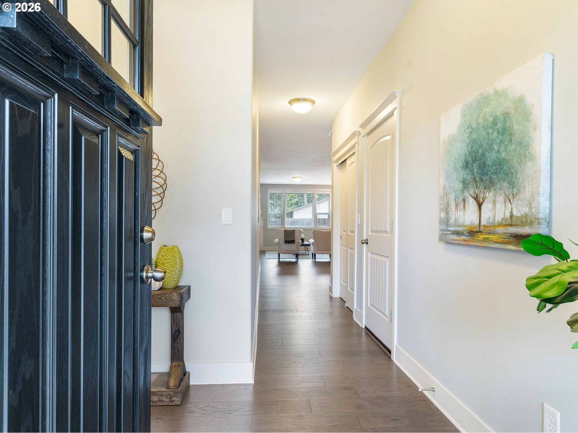 415 E RENTFRO WAY