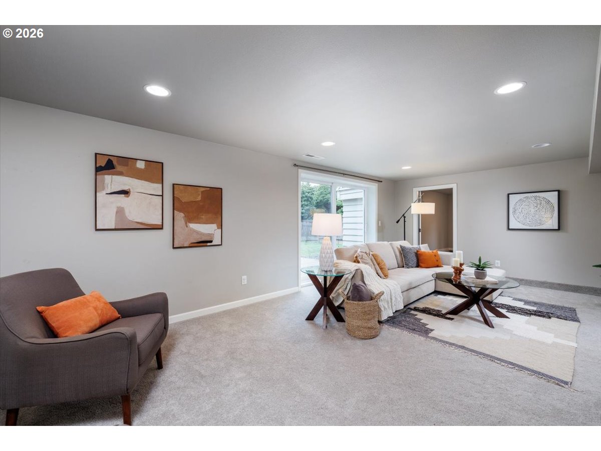 1605 SW 88TH AVE