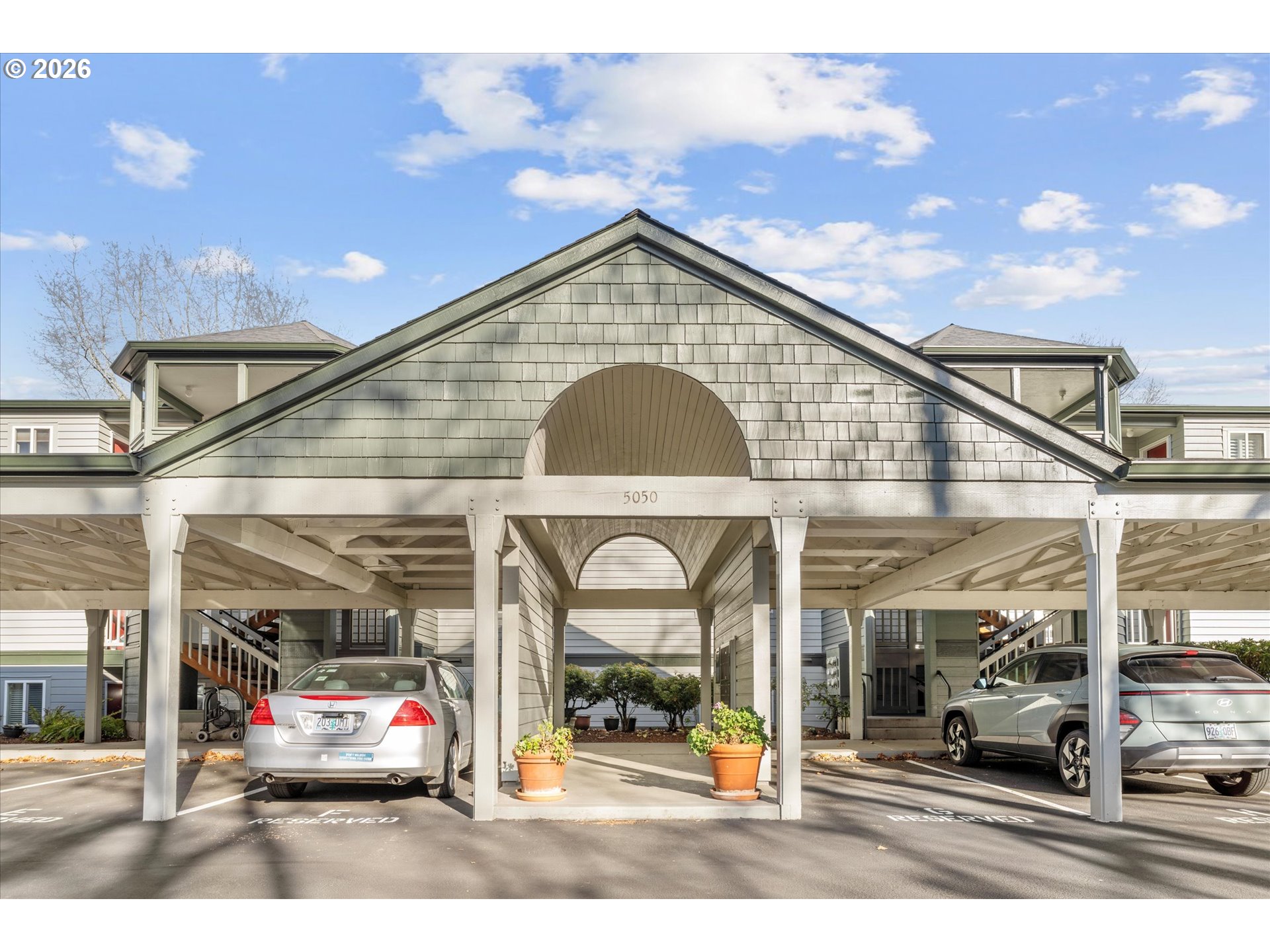 5050 S LANDING DR 202