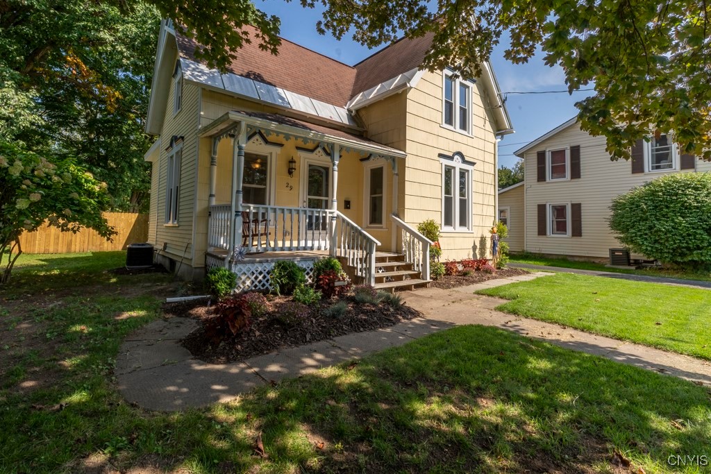 29 Salina Street