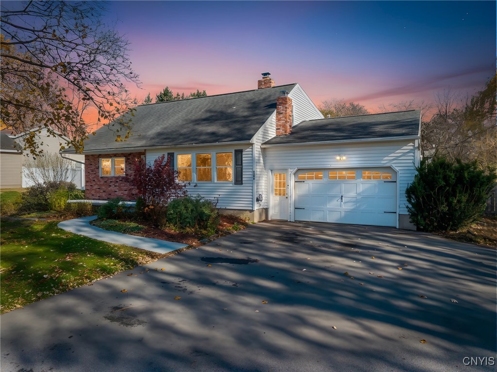 9396 Woodlawn Drive