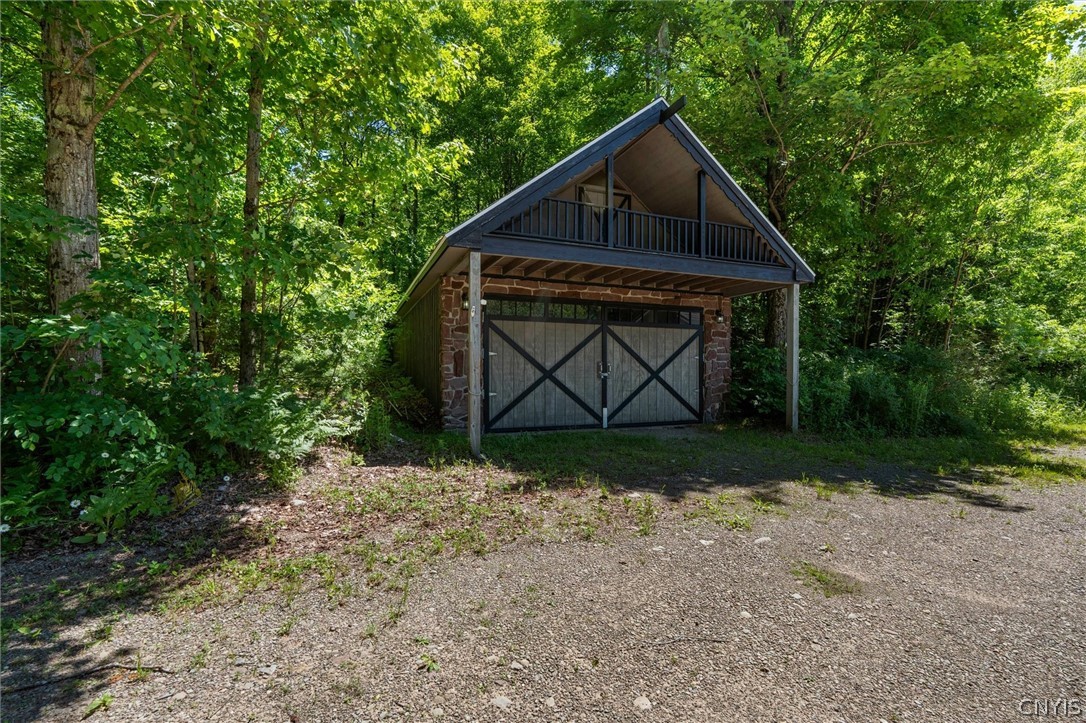 150 Valleygate Drive
