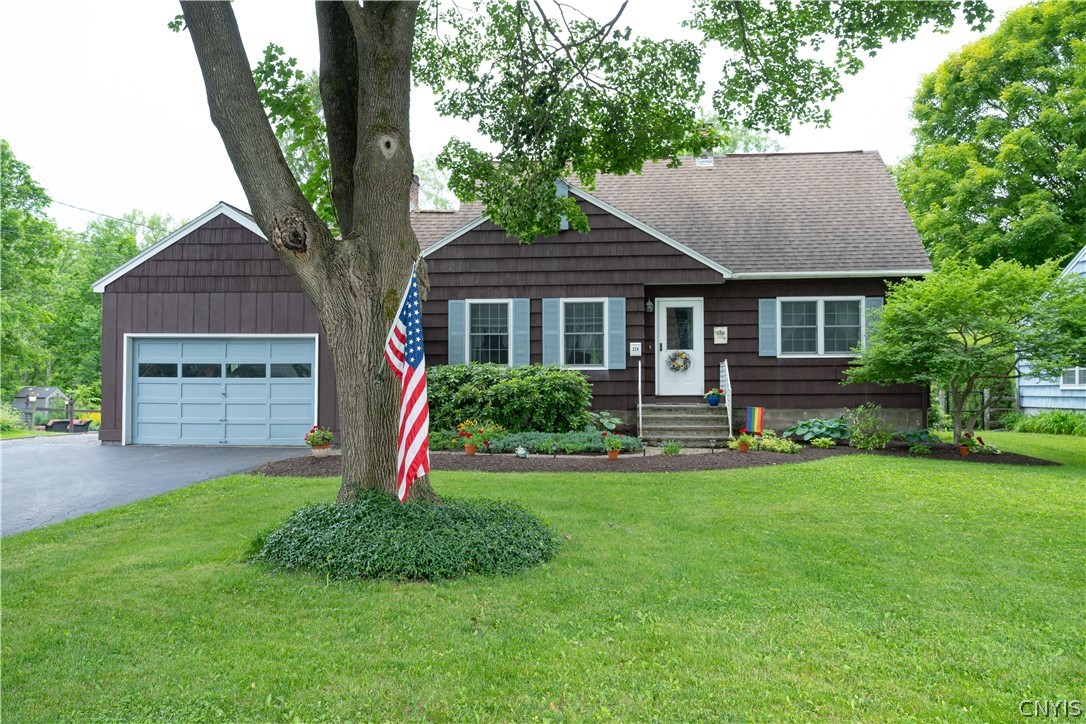 224 Falls Boulevard