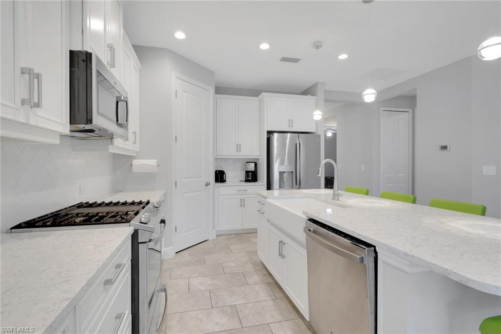 2231 Marquesa CIR