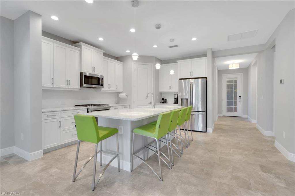 2231 Marquesa CIR
