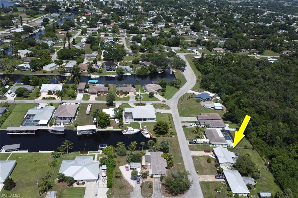 12207 De Moya DR