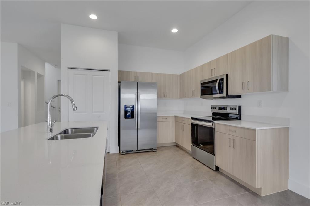 5617 Cobalto WAY