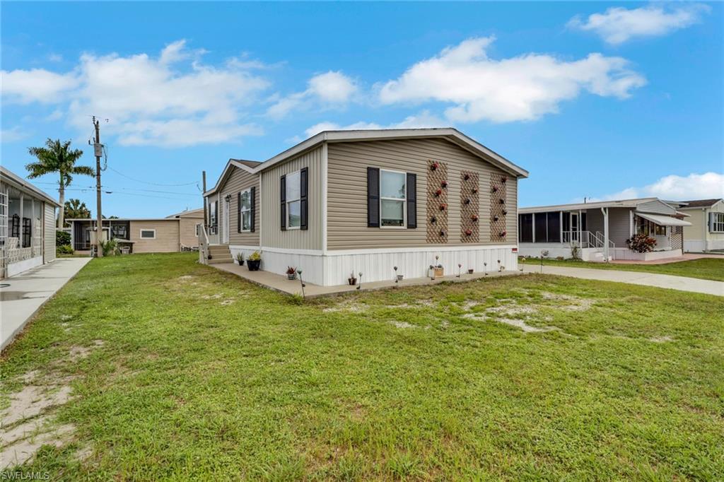 372 Santa Fe TRL