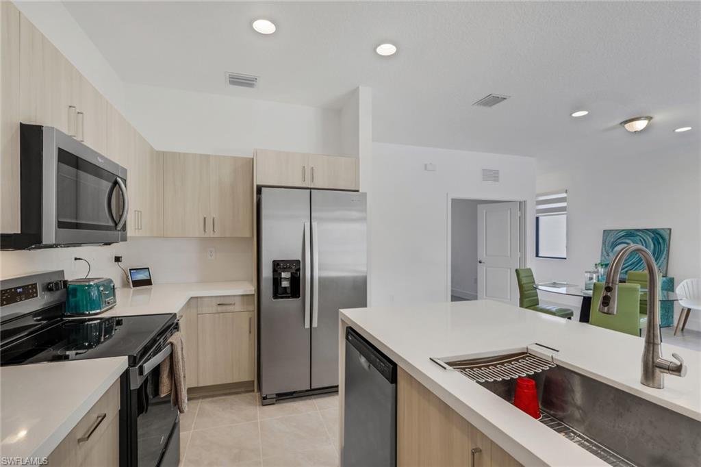 5116 Isidora LN