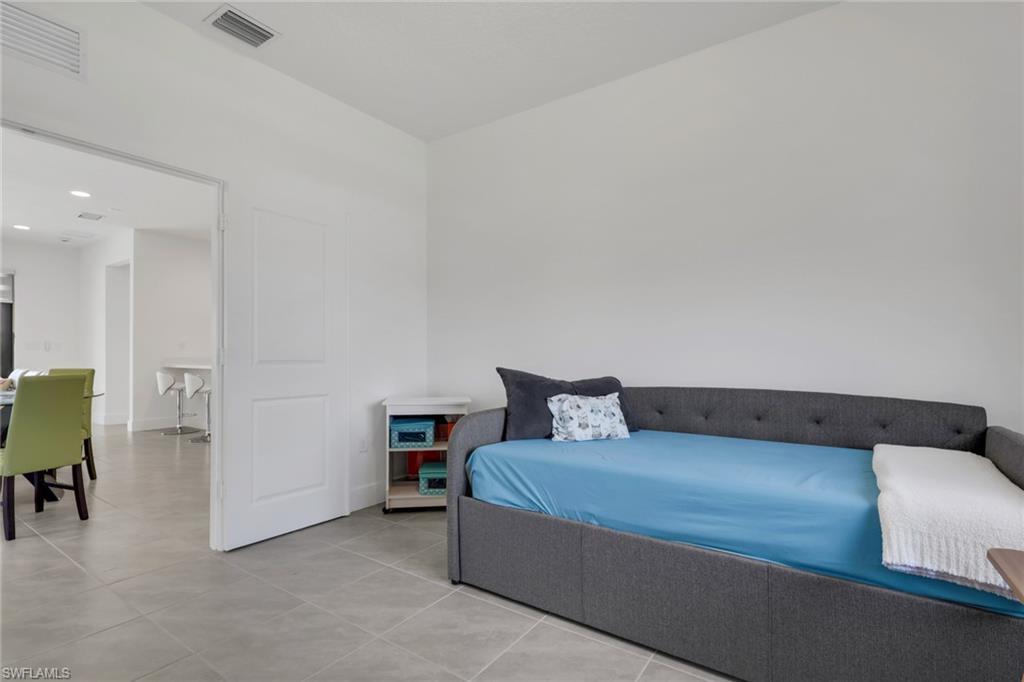 5116 Isidora LN
