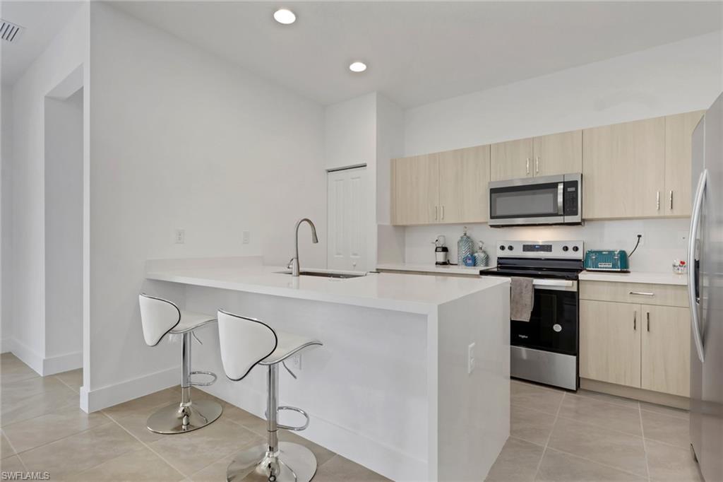 5116 Isidora LN