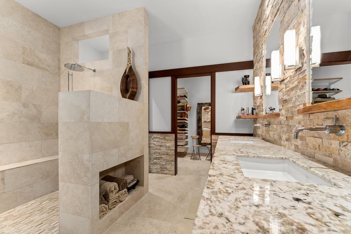 3160 S Noho Loihi Way